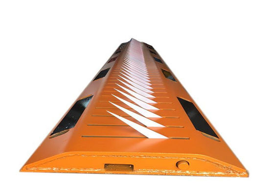 Barrière anti-intrusion A3 en acier haute visibilité avec capacité de charge de 40T pour système de contrôle du trafic