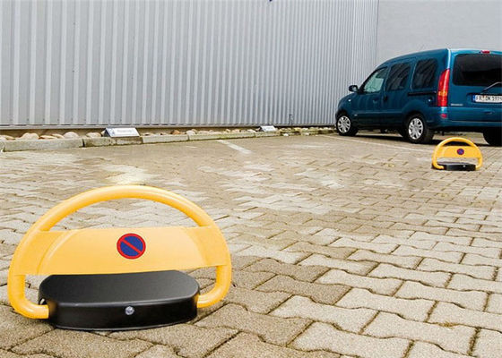 Fermeture de stationnement automatique à commande à distance avec tension nominale DC6V et hauteur d'abaissement de 80 mm pour des places de stationnement sûres