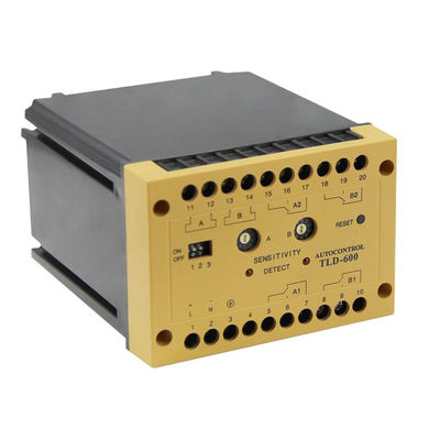 Détecteur de boucle de véhicule à double canal avec compensation environnementale, relais de sortie à quatre voies et sensibilité réglable pour les parkings et la surveillance du trafic