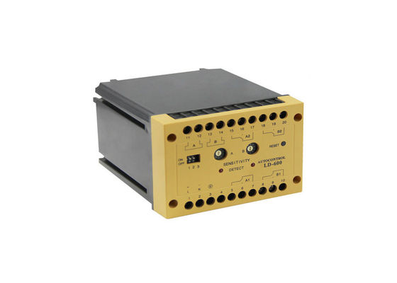 Détecteur de circulation en boucle inductive à 4 fréquences Sensor de boucle de véhicule à double bobine avec alimentation CA 220V