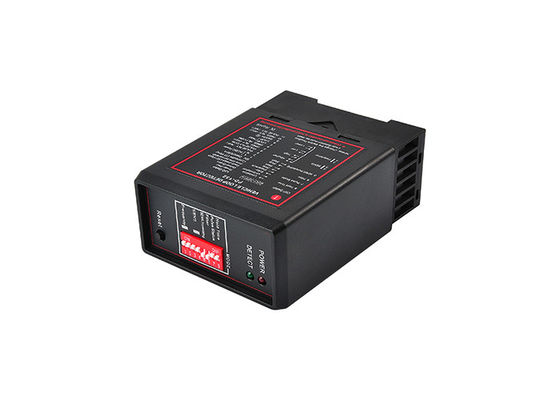 Détecteur de boucle inductive avec temps de réaction de 100 ms, connexion de boucle de 200 m et 4 niveaux de sensibilité pour la détection de véhicules