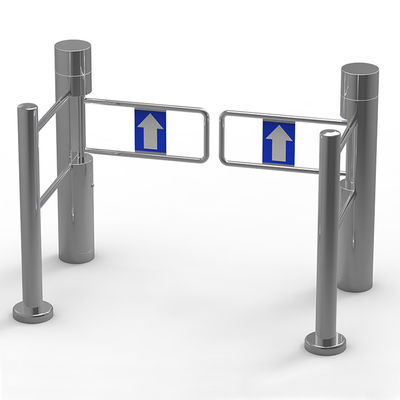 Porte de barrière de balancement en acier inoxydable haute taille SUS304 avec alimentation AC220V pour contrôle d'accès des piétons